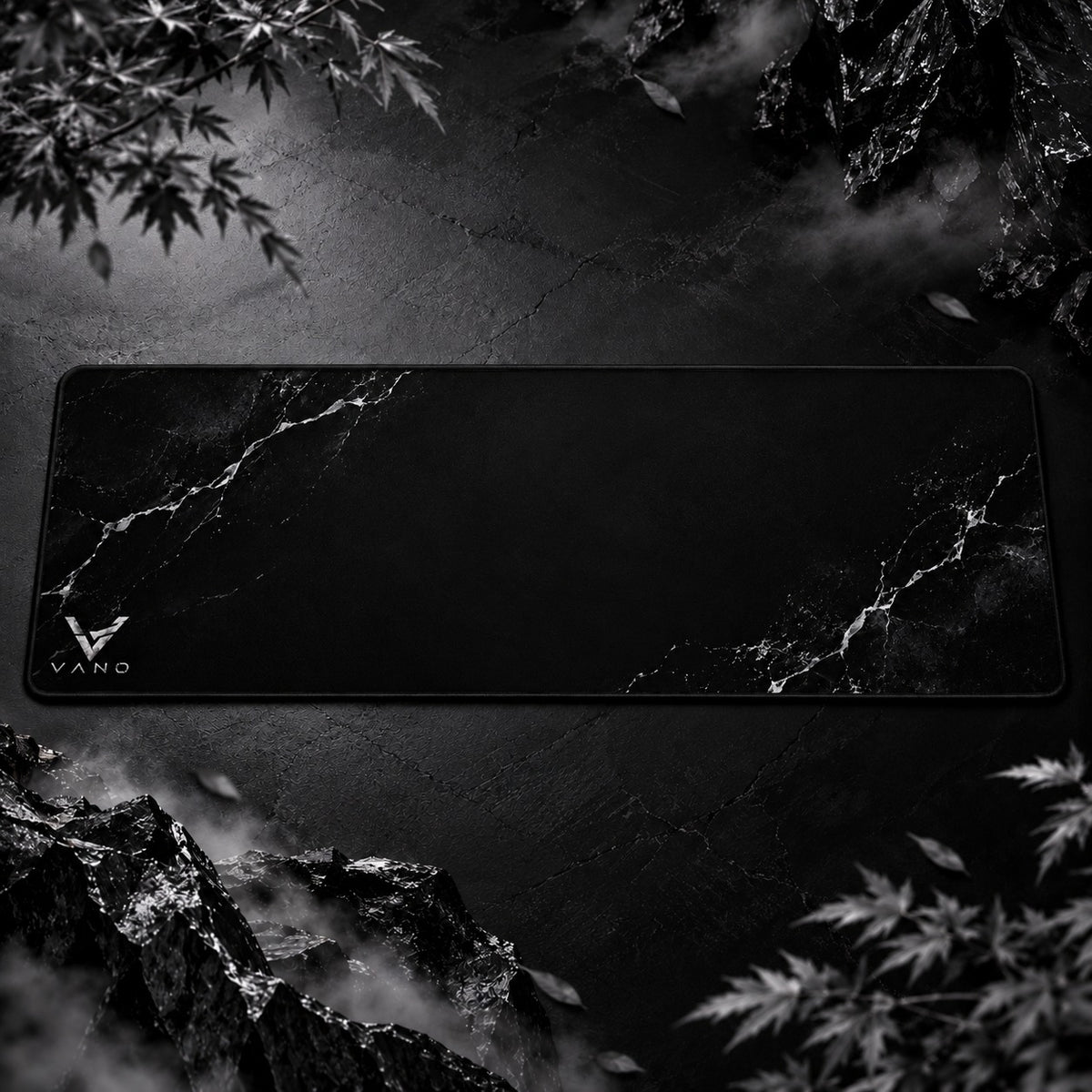 VANO Mauspad Obsidian mit kleinem Logo unten links
